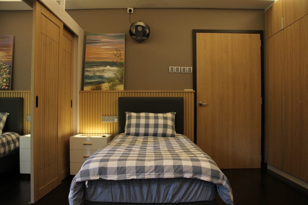 ixora care suites damansara heights nursing home single bed ixora care suites damansara heights nursing home single bed
