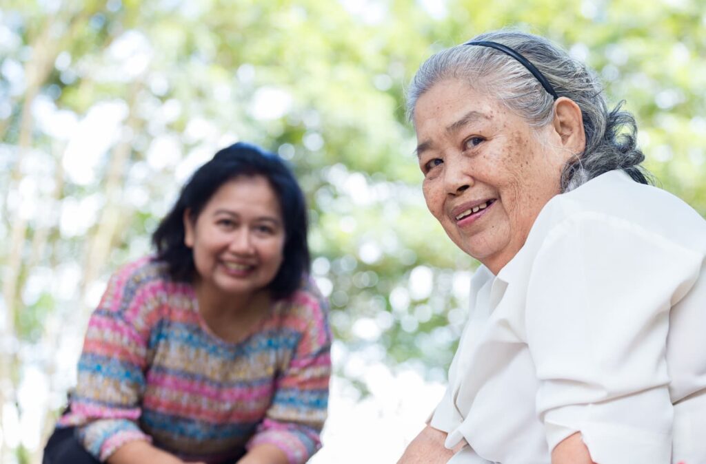 how to choose between nursing home and assisted living